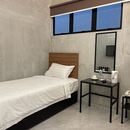 Hpy Hotel Ipoh Esterno foto
